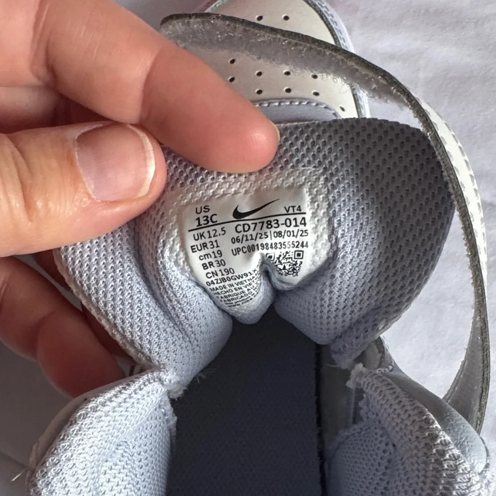 Nike Kids Sneakers - White and light blue